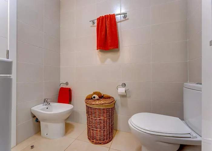 Charming Two Bedroom In Cristianos 아파트 *