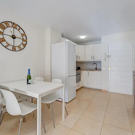 Apartmán Charming Two Bedroom In Cristianos Arona (Tenerife)